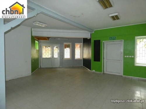 lokal-handlowo-uslugowy-w-tucholi-59092-sprzedam.jpg