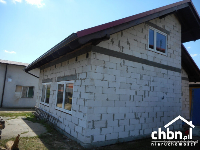 dwa-domy-warsztat-przy-drodze-krajowej-nr-22-59971-zdjecia.jpg